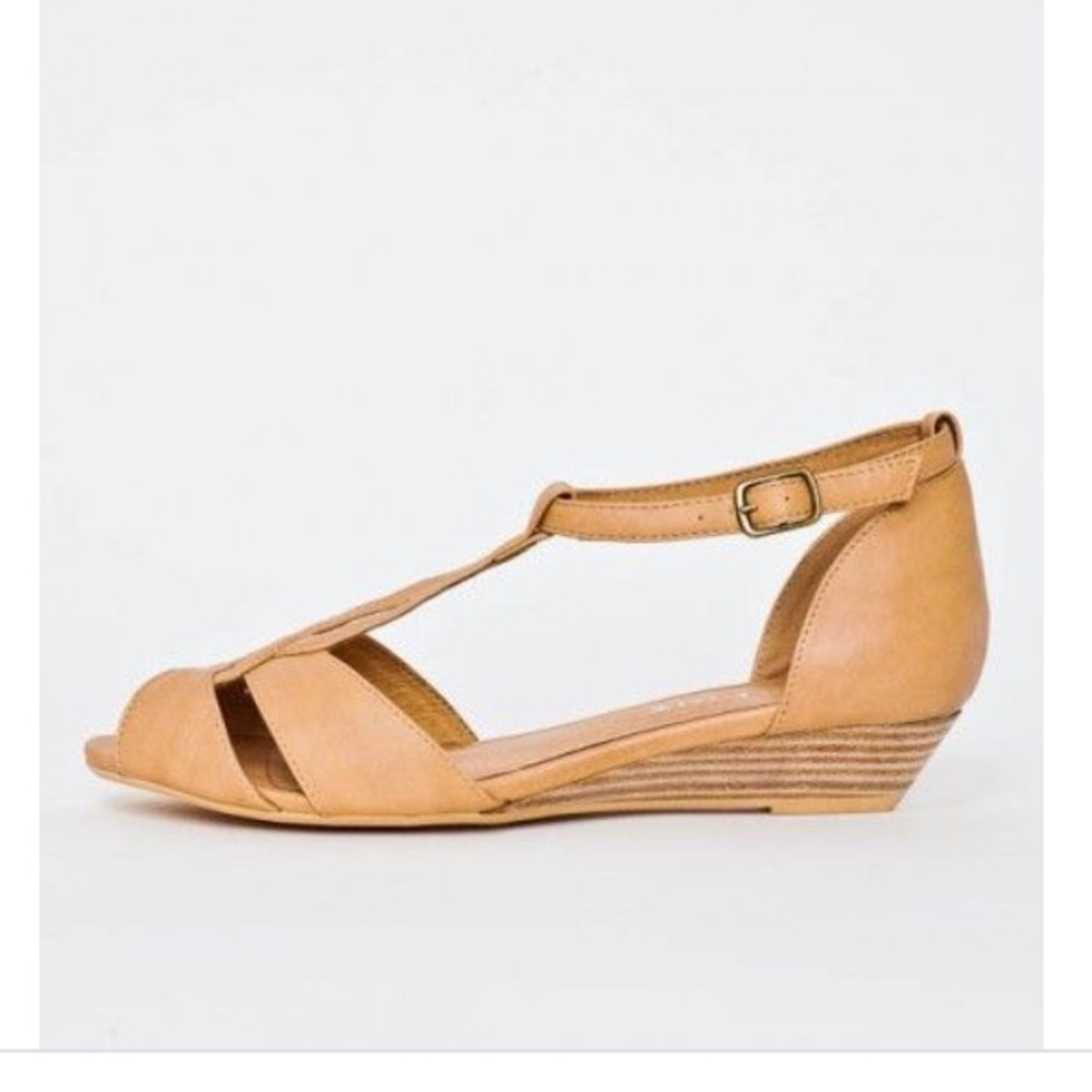 Chelsea Crew Florence Low Wedge Ankle Strap Sandal